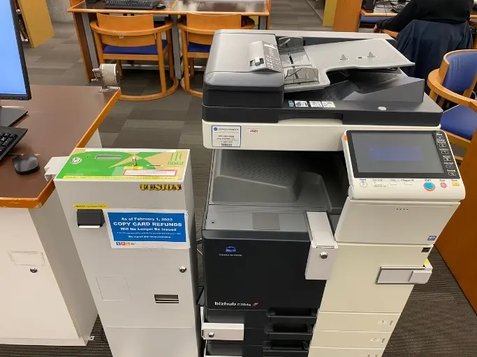 バンクーバー公立中央図書館の印刷・コピー機イメージ